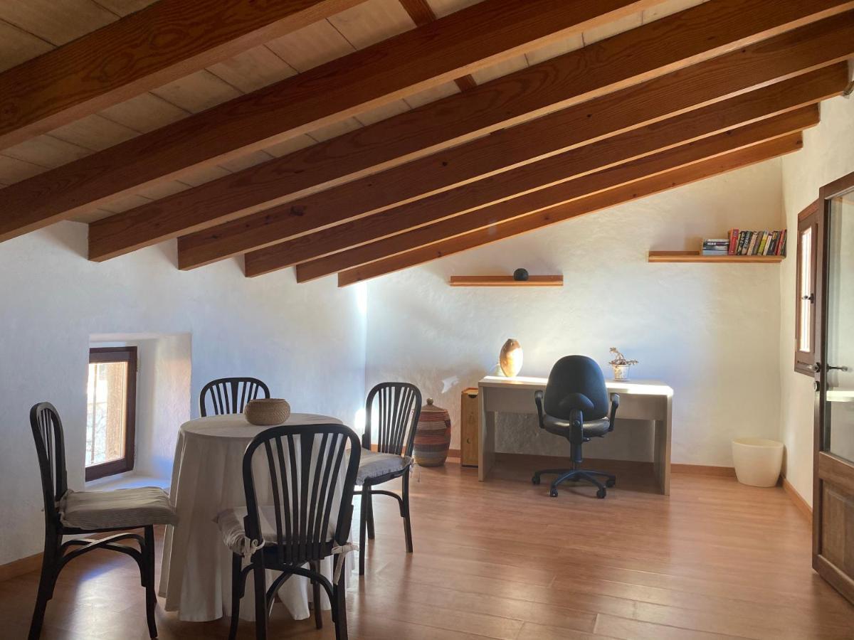 Casa Nuria, En El Centro, Al Lado De La Escalinata Del Calvario Para 6 Personas Pollença Eksteriør billede