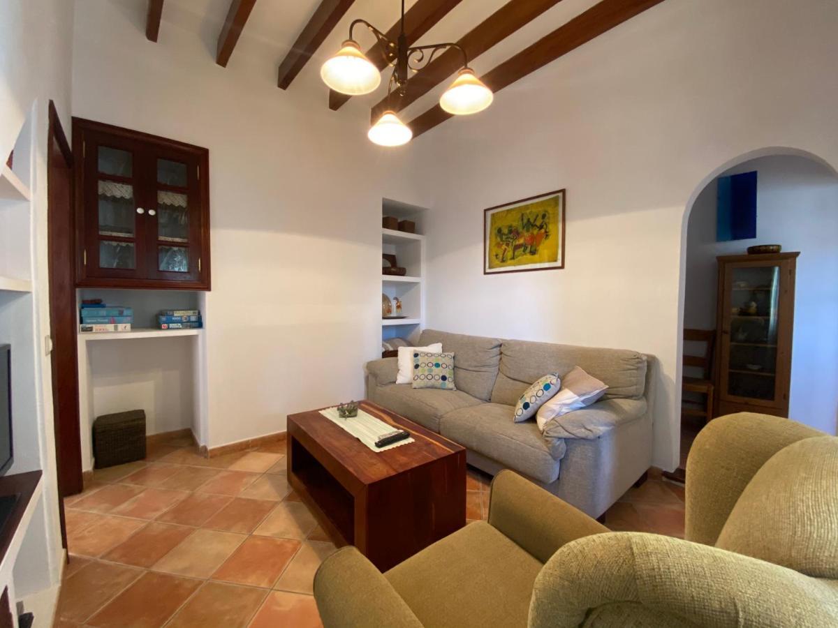 Casa Nuria, En El Centro, Al Lado De La Escalinata Del Calvario Para 6 Personas Pollença Eksteriør billede